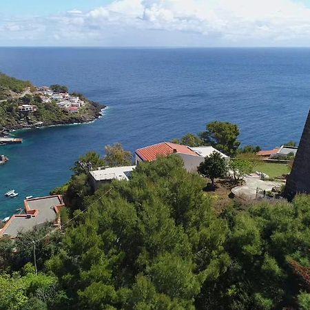 Sotto La Torre E Sopra Il Porticciolo Hotel Isola di Ustica Exterior photo